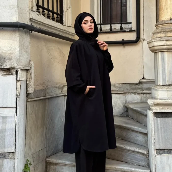 SEYYAR KAPŞONLU KAŞE PANÇO