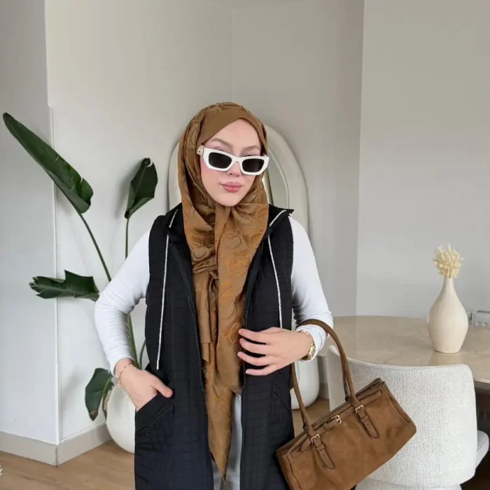 Yeni Sezon Nesrin Kapitone Yelek